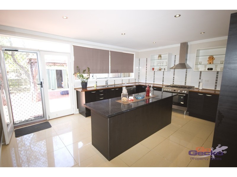 10 Barkala Street, Redbank Plains QLD 4301