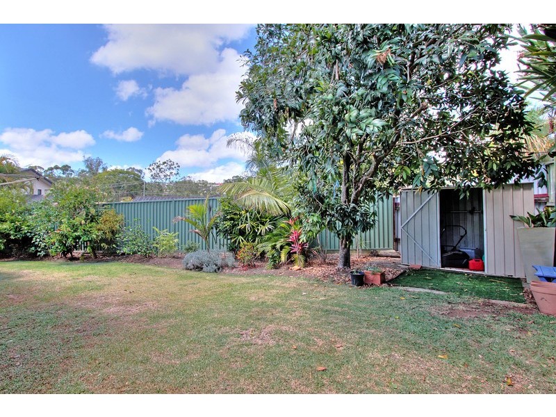 4 Desiree Court, Springwood QLD 4127
