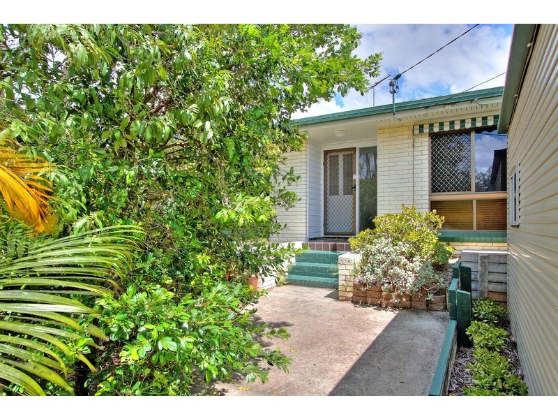 4 Desiree Court, Springwood QLD 4127