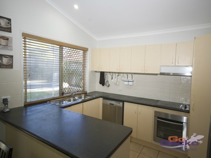 39 Regents Circuit, Forest Lake QLD 4078