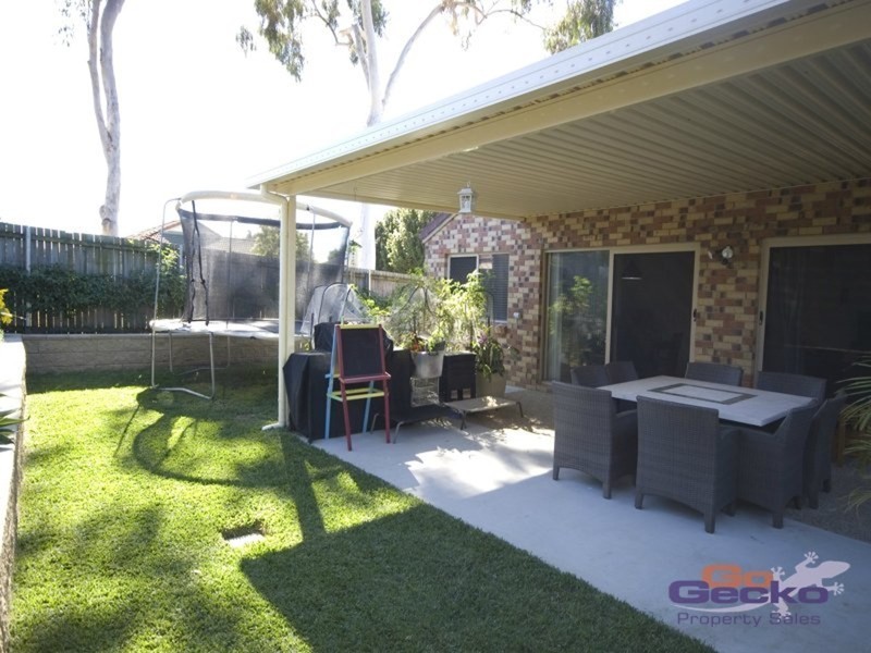 39 Regents Circuit, Forest Lake QLD 4078