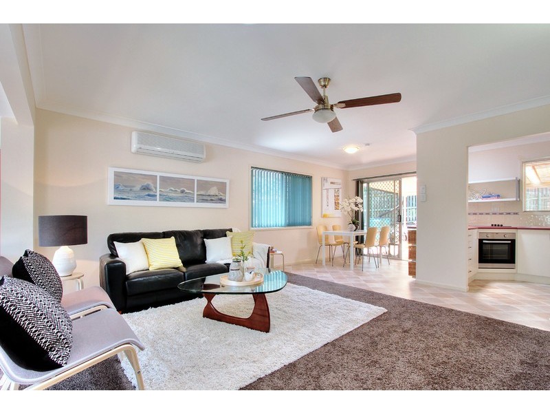 7 Juanita Grove, Springwood QLD 4127