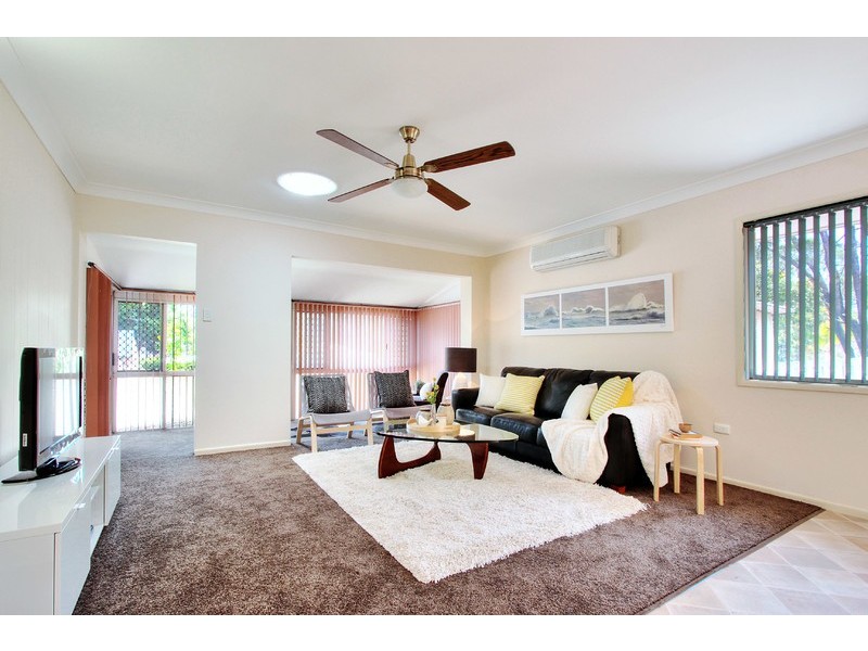 7 Juanita Grove, Springwood QLD 4127