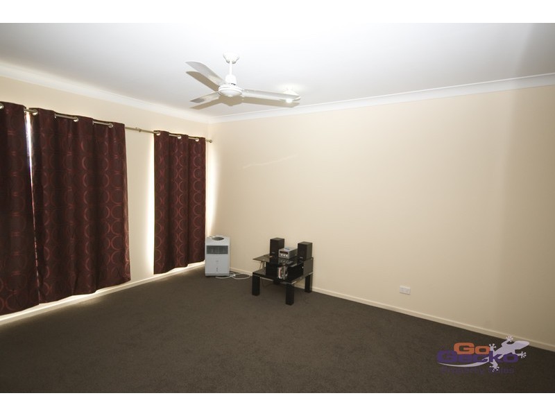 40 Whitmore Crescent, Goodna QLD 4300