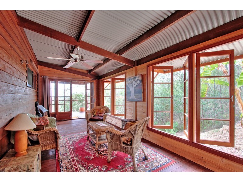 9 – 11 Hillview Cr, Bahrs Scrub QLD 4207