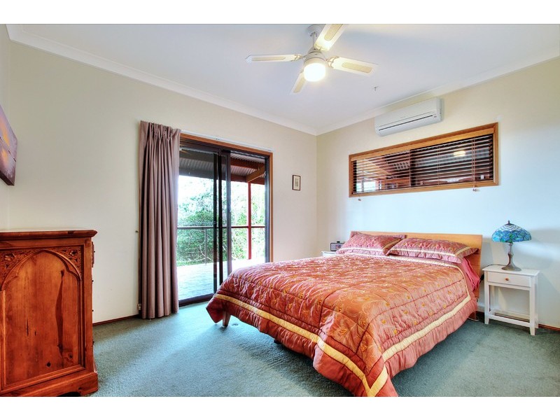 9 – 11 Hillview Cr, Bahrs Scrub QLD 4207