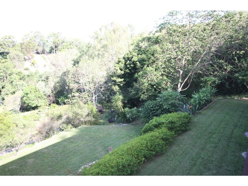 9 – 11 Hillview Cr, Bahrs Scrub QLD 4207