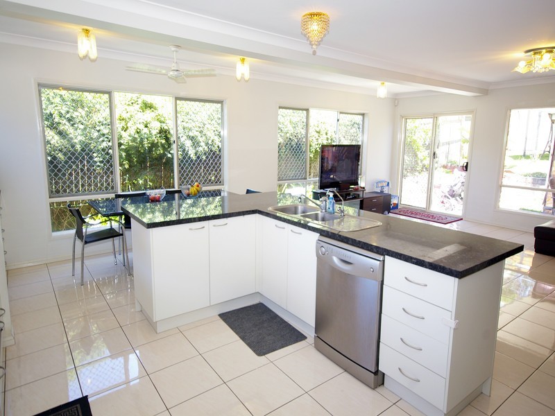 1 Amadeus Street, Springfield Lakes QLD 4300