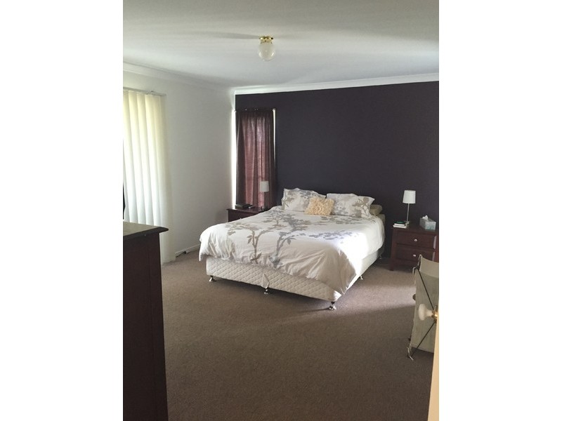 25 Tahan Crescent, Tanah Merah QLD 4128