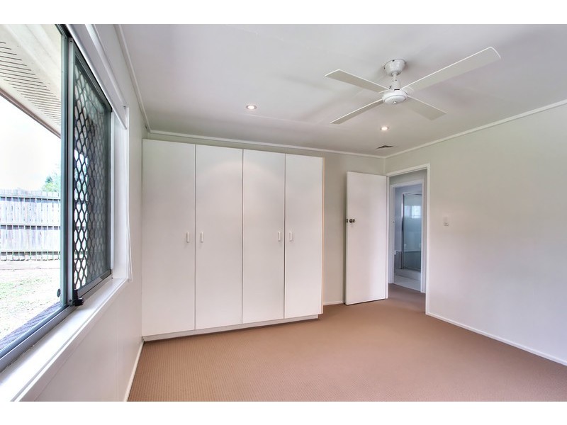 21 Hughes Street, Eagleby QLD 4207