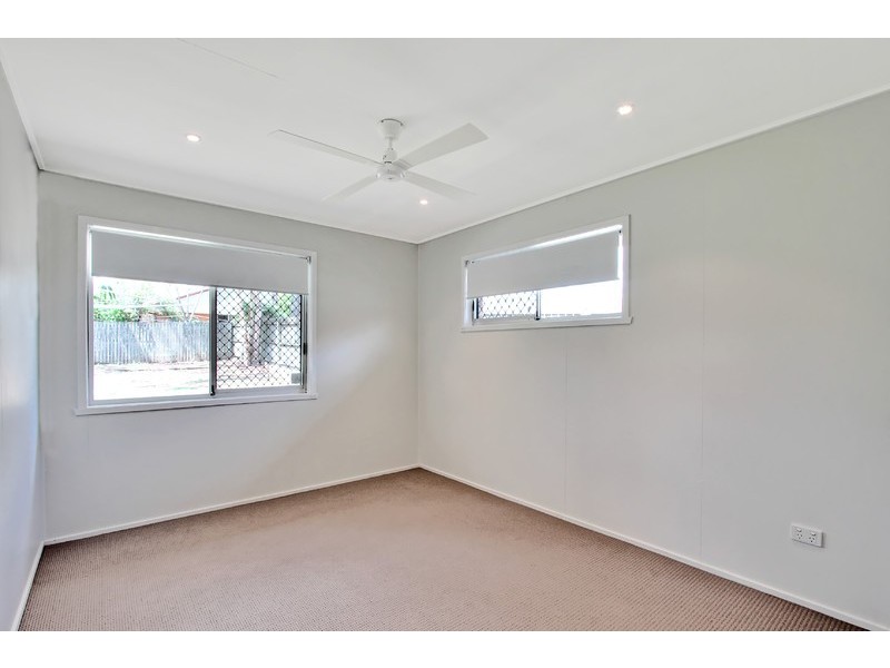 21 Hughes Street, Eagleby QLD 4207