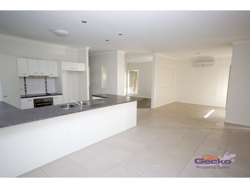 5 The Promenade, Springfield Lakes QLD 4300