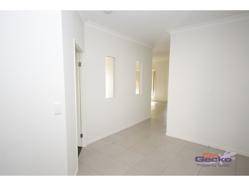 5 The Promenade, Springfield Lakes QLD 4300