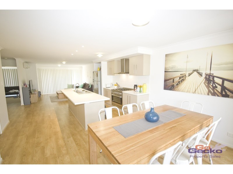 37 Caraway Street, Springfield Lakes QLD 4300