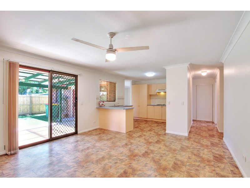 8 Seletar Place, Tanah Merah QLD 4128