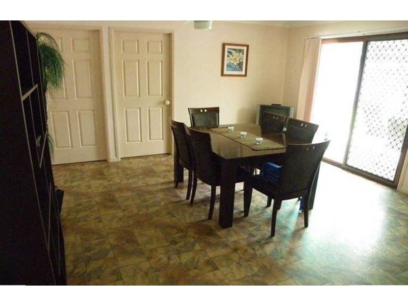 8 Seletar Place, Tanah Merah QLD 4128