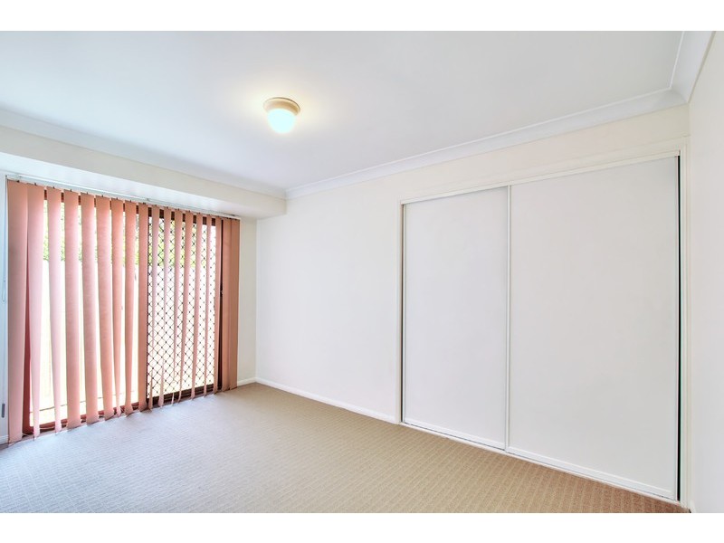 8 Seletar Place, Tanah Merah QLD 4128