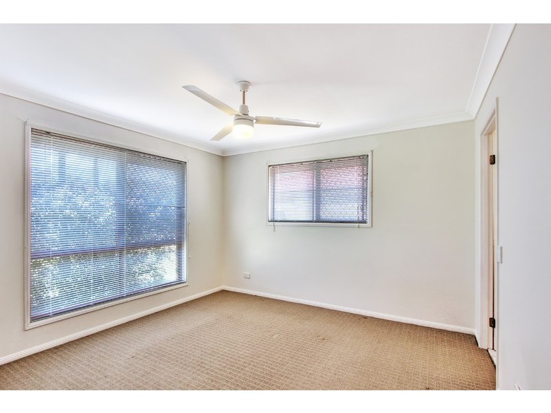 8 Seletar Place, Tanah Merah QLD 4128