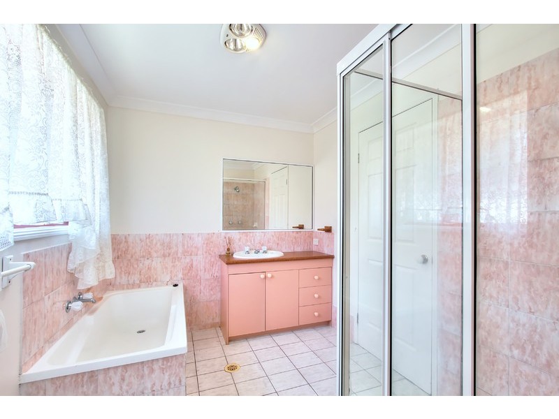 8 Seletar Place, Tanah Merah QLD 4128