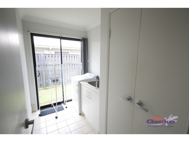 35 Quinn Close, Augustine Heights QLD 4300