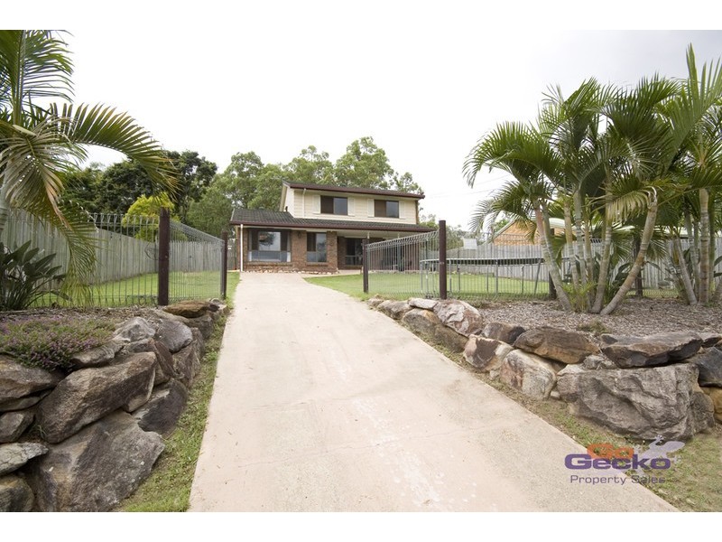 33 Oak Street, Bellbird Park QLD 4300