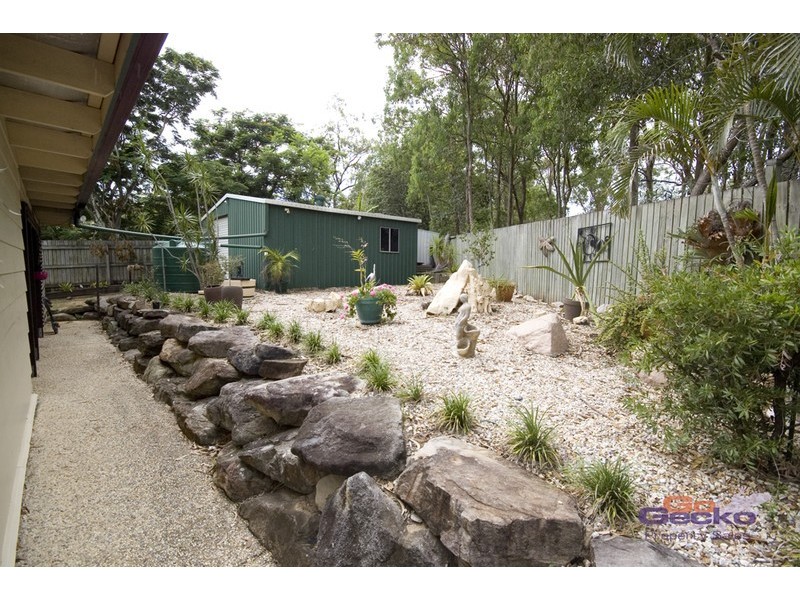 33 Oak Street, Bellbird Park QLD 4300