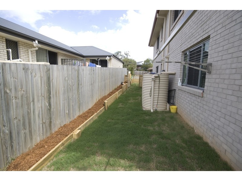 216 Grande Avenue, Springfield Lakes QLD 4300