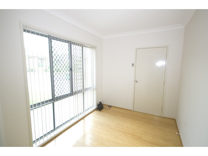 216 Grande Avenue, Springfield Lakes QLD 4300