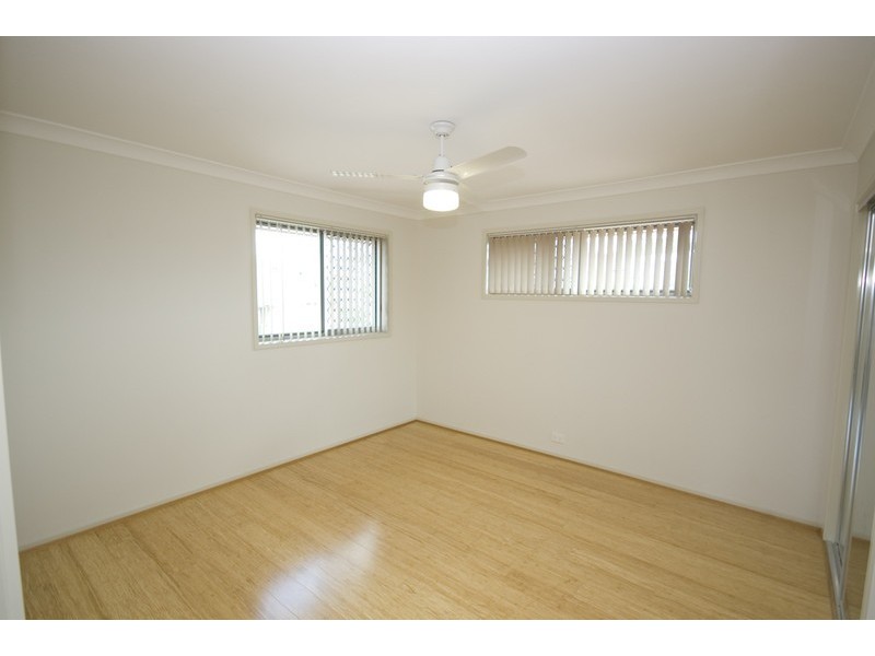 216 Grande Avenue, Springfield Lakes QLD 4300