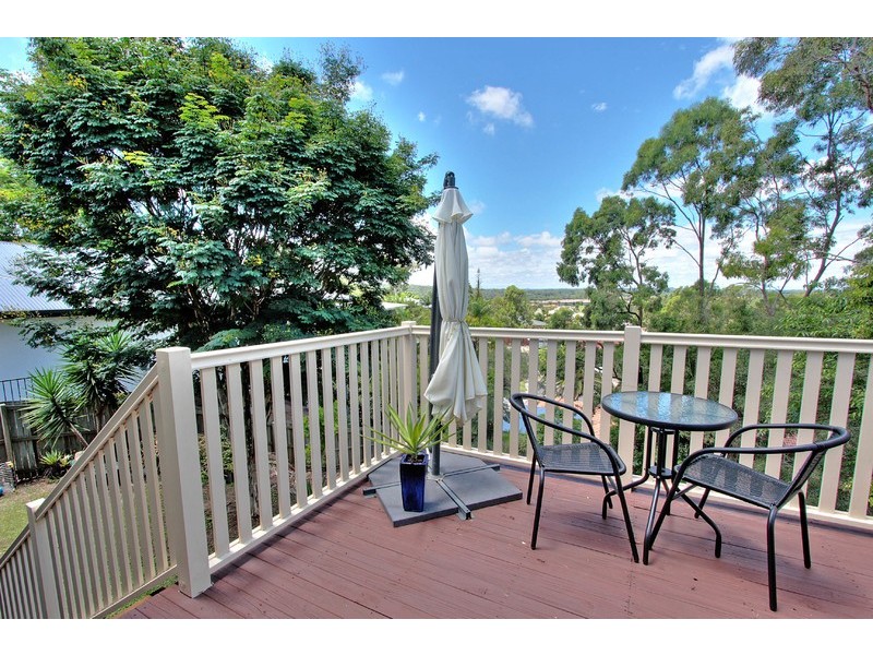 6 Excalibur Road, Cornubia QLD 4130