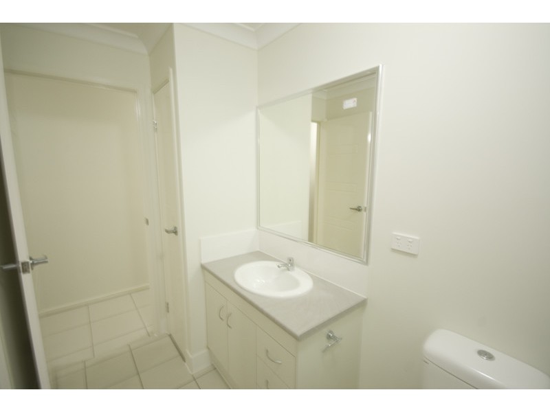 1/54 Pendragon Street, Raceview QLD 4305