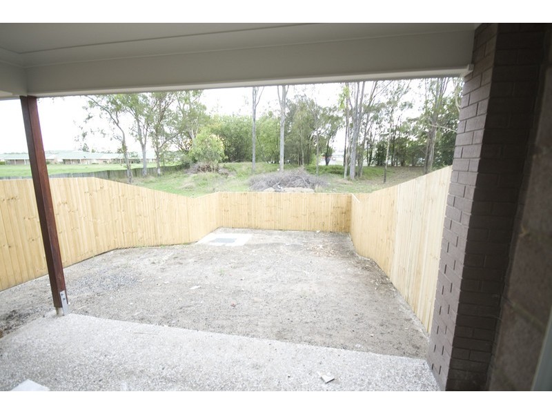 1/54 Pendragon Street, Raceview QLD 4305