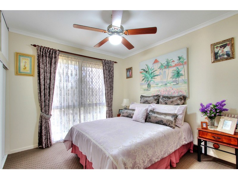 17 Leighton Drive, Edens Landing QLD 4207