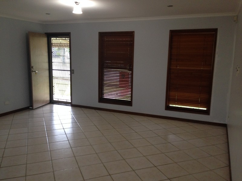 35 Carribean Drive, Slacks Creek QLD 4127