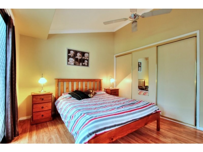 9 Oxley Circuit, Daisy Hill QLD 4127