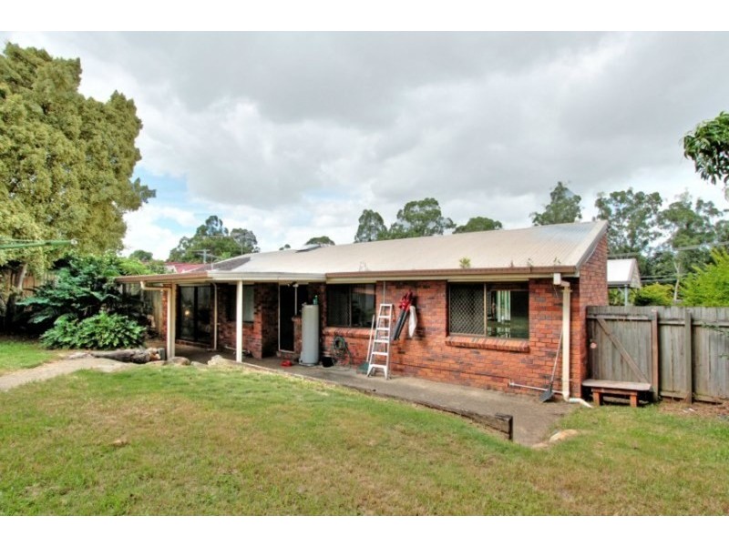 9 Oxley Circuit, Daisy Hill QLD 4127