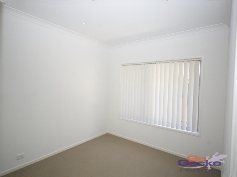 11 Francisca Drive, Augustine Heights QLD 4300