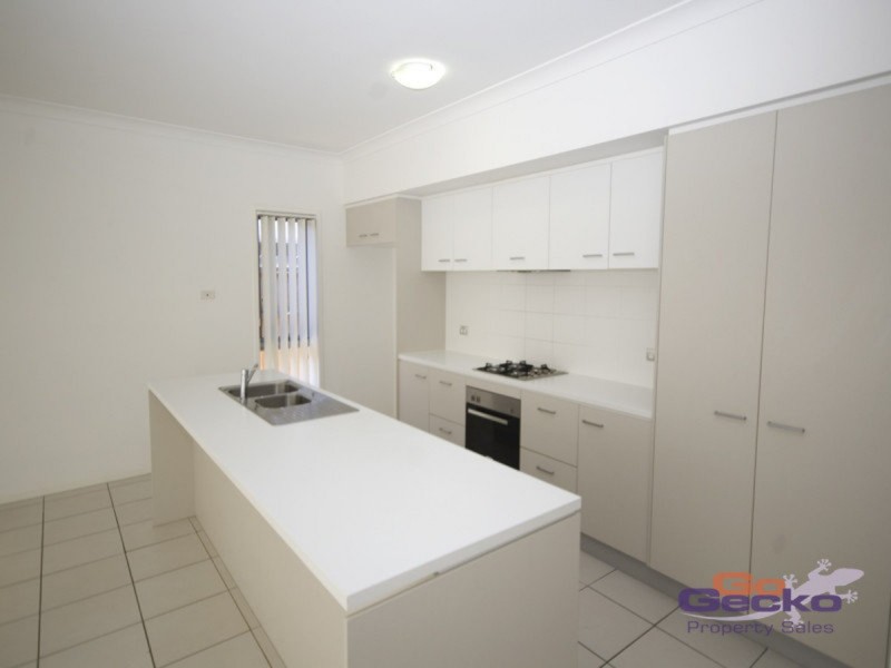 11 Francisca Drive, Augustine Heights QLD 4300