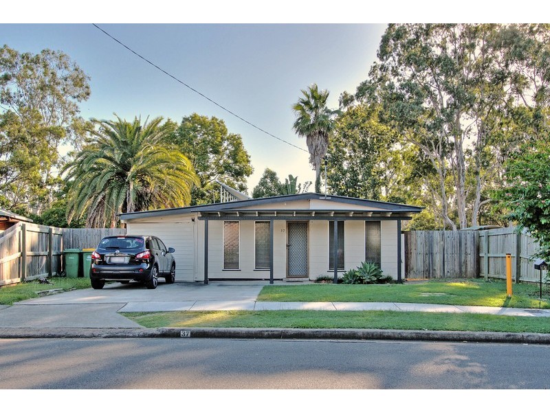 37 Valencia Way, Slacks Creek QLD 4127