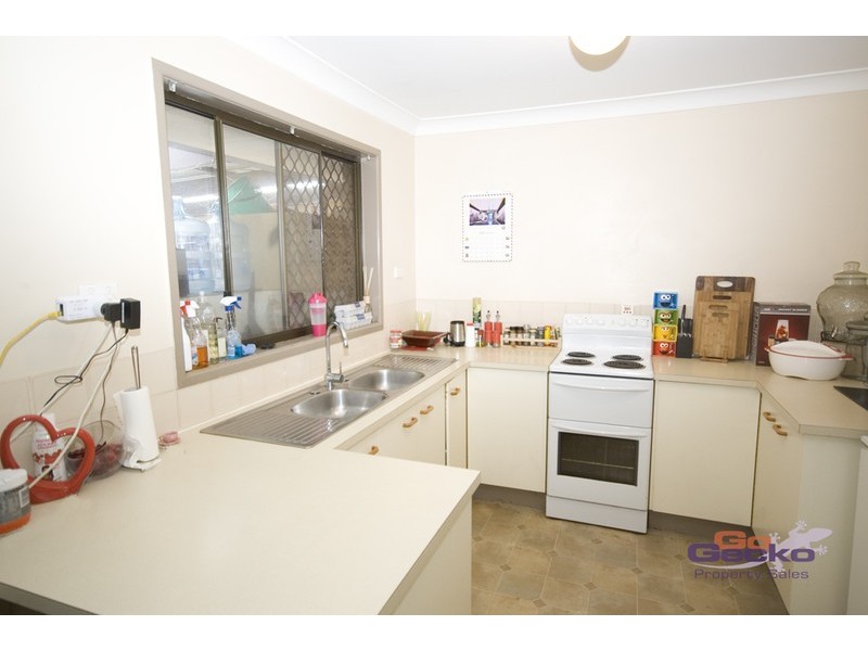 32 Garden Avenue, Camira QLD 4300