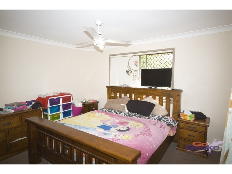 32 Garden Avenue, Camira QLD 4300