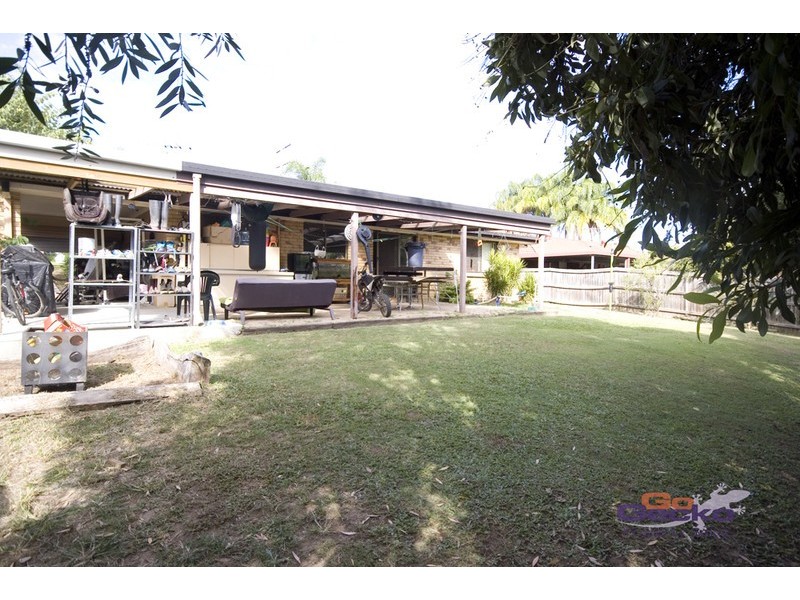 32 Garden Avenue, Camira QLD 4300