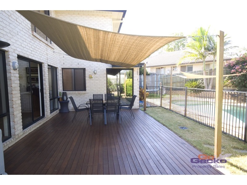 55 Creekside Drive, Springfield Lakes QLD 4300