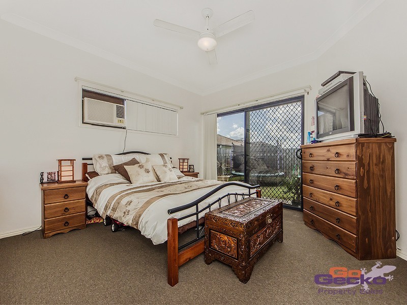 10 Martin Place, Redbank Plains QLD 4301