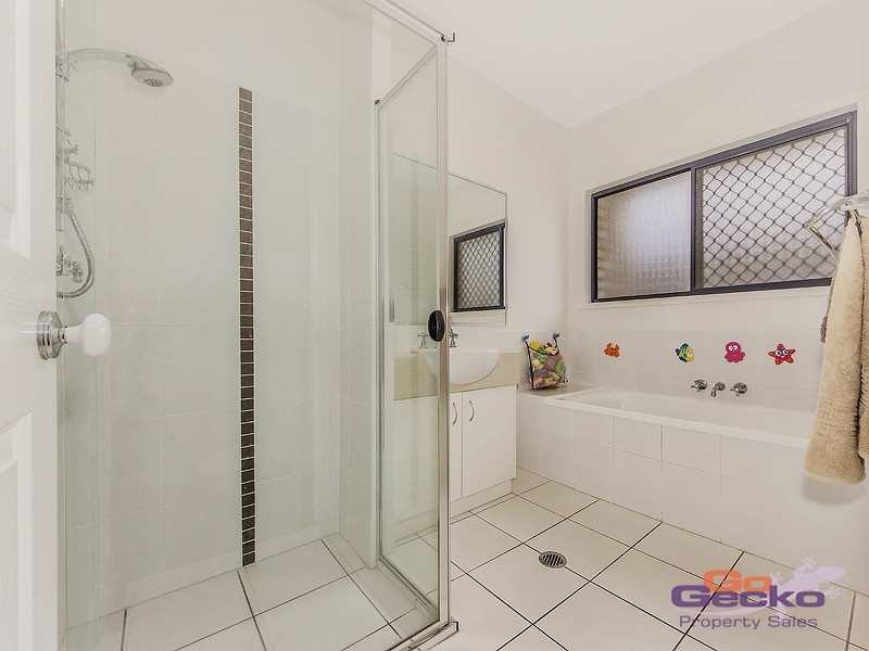 10 Martin Place, Redbank Plains QLD 4301