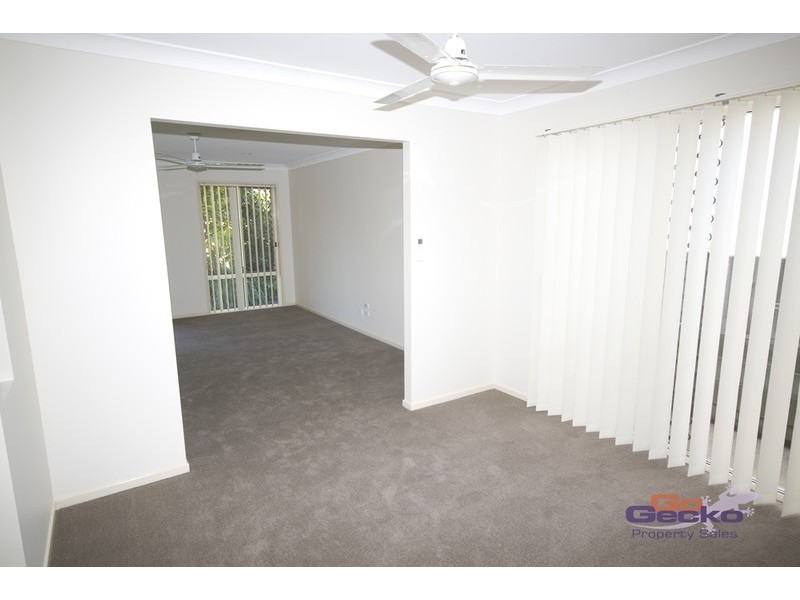 18 Mannix Place, Forest Lake QLD 4078