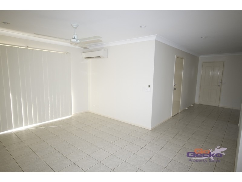 18 Mannix Place, Forest Lake QLD 4078