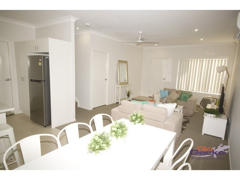 45 Blaxland Crecent, Redbank Plains QLD 4301