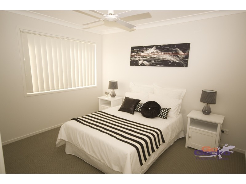 45 Blaxland Crecent, Redbank Plains QLD 4301