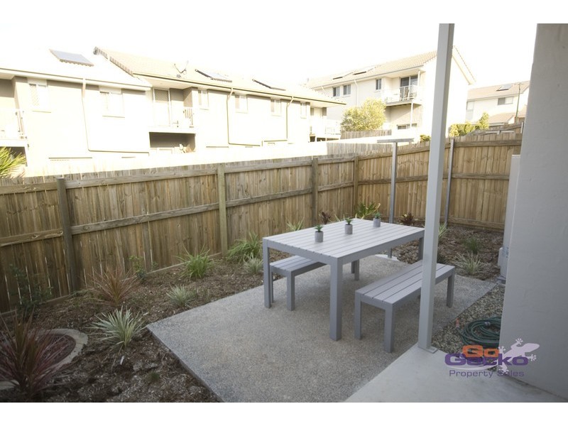 45 Blaxland Crecent, Redbank Plains QLD 4301